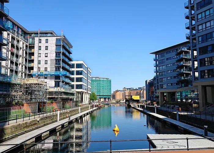 Luxury Cove At The Docks Daire